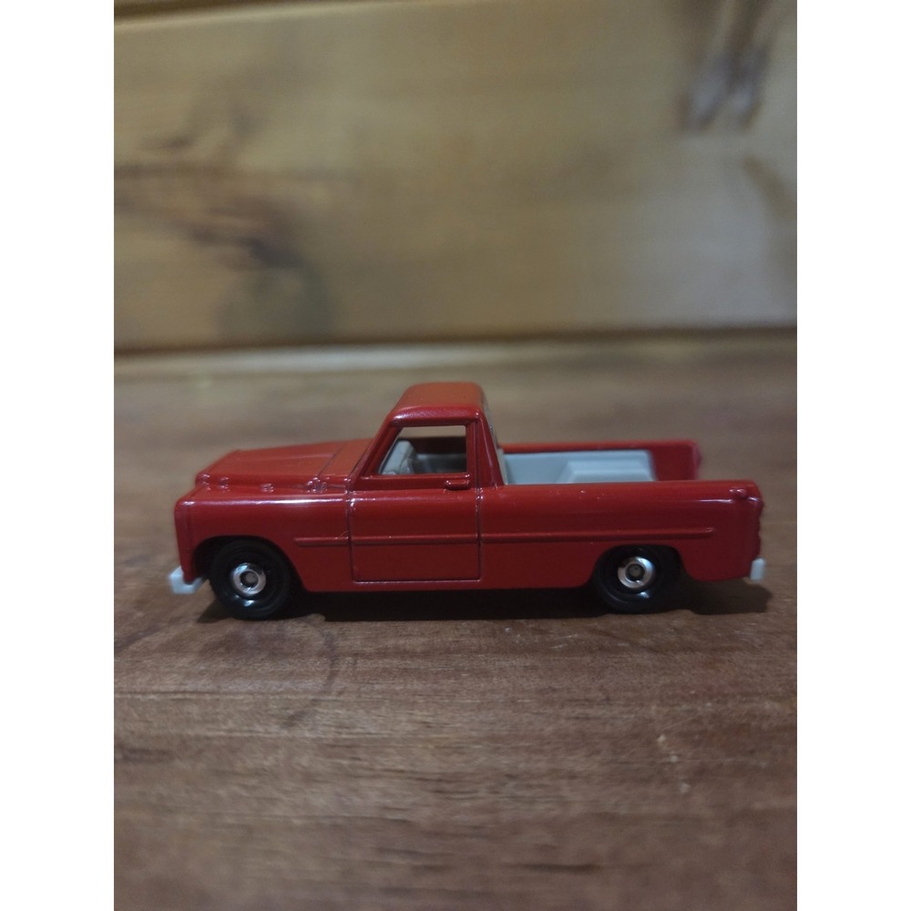Vintage Matchbox 1996 Ford F100 Pickup 1956 Red Mint‎ China 1369 - Picture 4 of 4